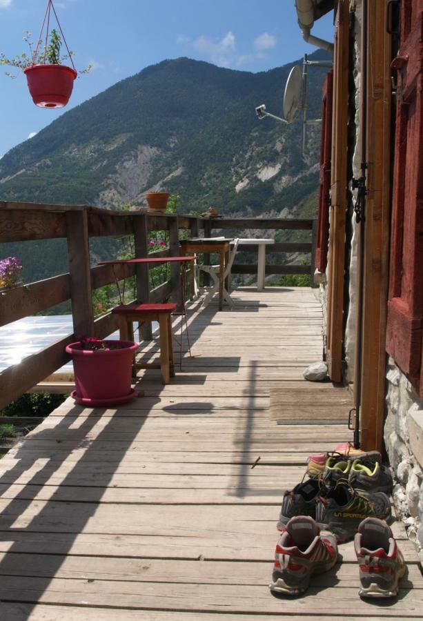 Bed and Breakfast Au Bout De La Route Prads-Haute-Bleone Экстерьер фото